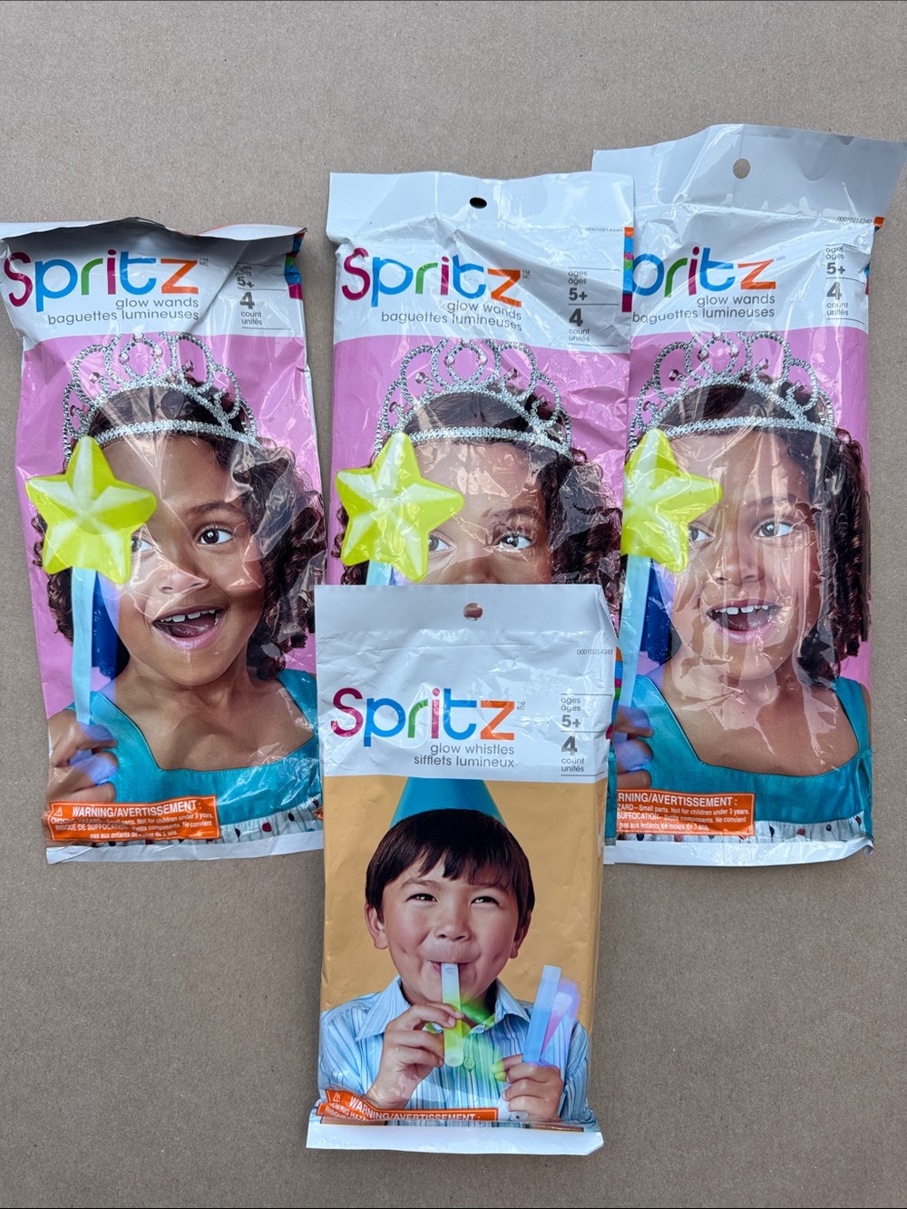 4pks- Spritz Pink Handle Yellow Star Glow Wand Party Toy Pack
